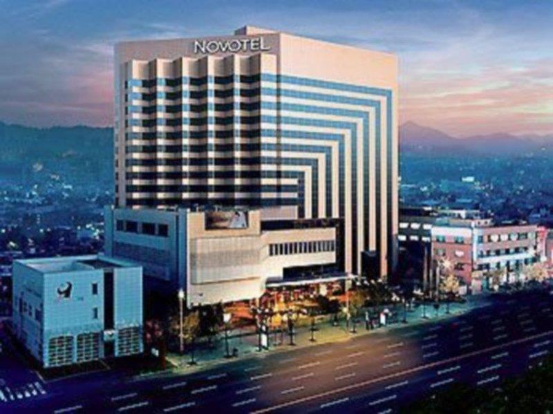 Novotel Ambassador Doksan Séoul Extérieur photo