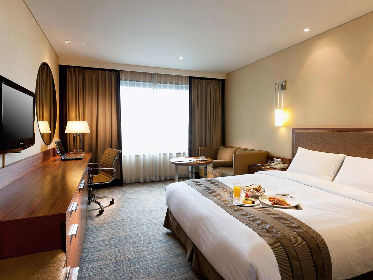 Novotel Ambassador Doksan Séoul Extérieur photo